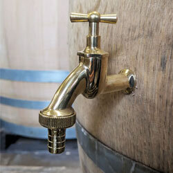 Wasserhahn für Weinfass