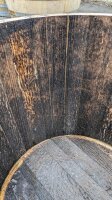 Extra HOHES schottisches Whiskyfass halbiert (Höhe ca. 50 cm):  natur, mit Ablaufbohrungen, ohne Rollen, ohne Schlaufen
