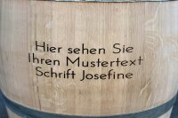 Text zur Individualisierung:  Mittig bei Tischplatte/Hocker/Daube-Josefine