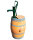 500L große Regentonne mit Handschwengelpumpe aus gebrauchtem Weinfass